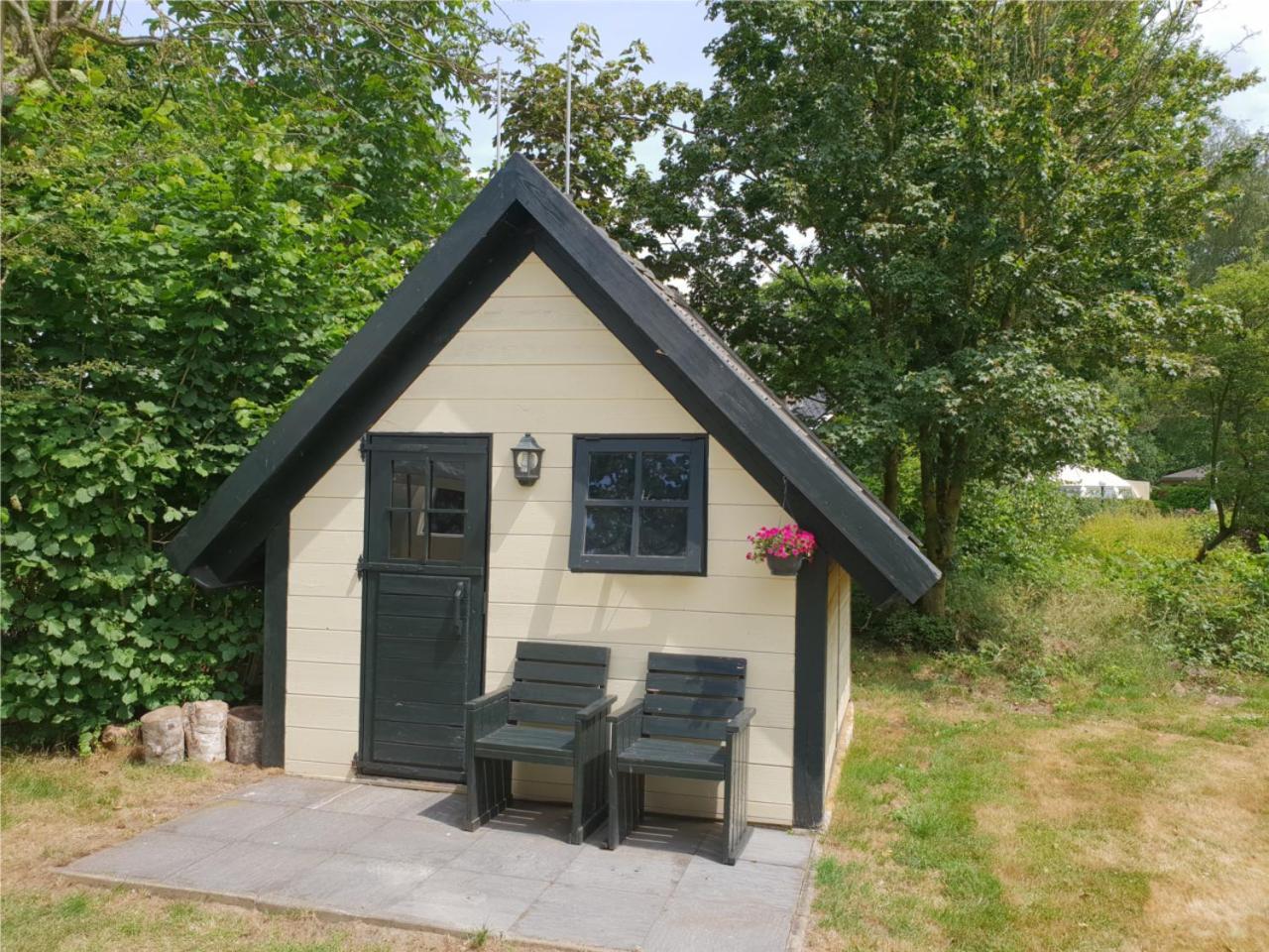 Iglo Bungalow 13 Chaam Buitenkant foto